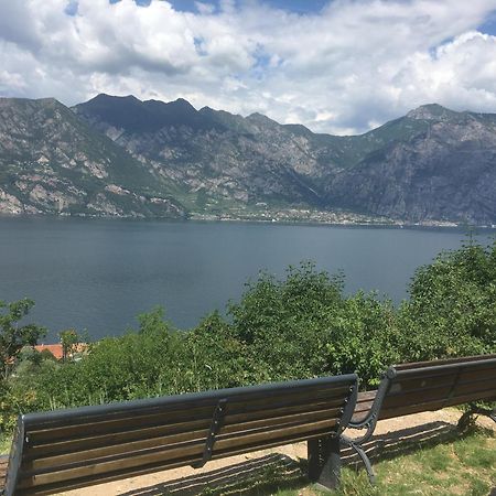 Apartment Lake View 말세진느 외부 사진