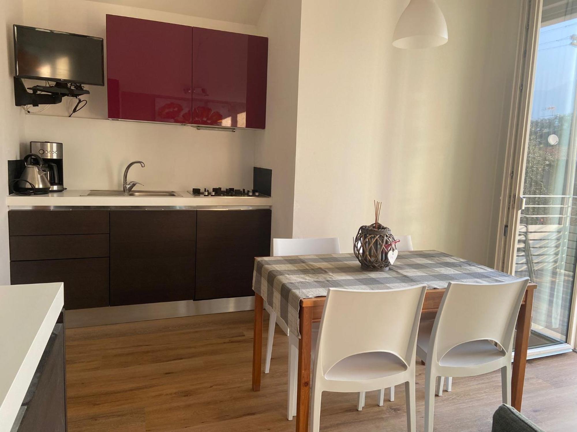 Apartment Lake View 말세진느 외부 사진