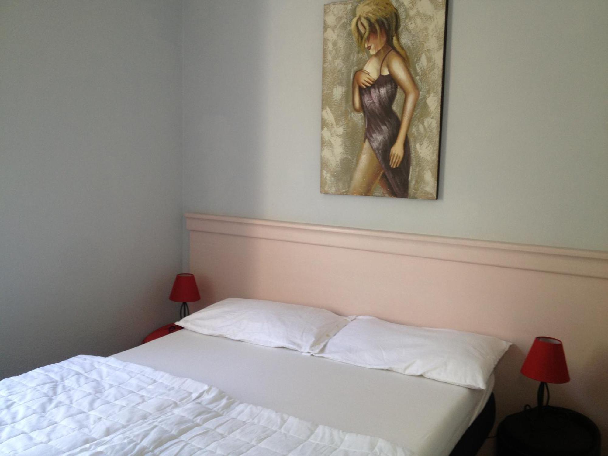 Apartment Lake View 말세진느 외부 사진